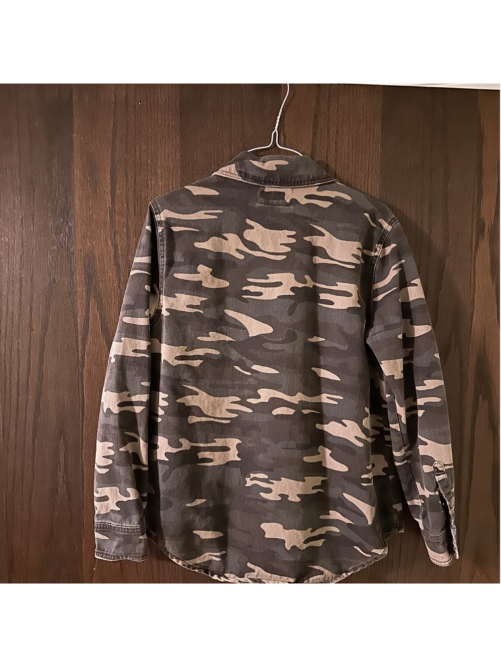 Forever 21 Casual camo jacket. Size Sm - Picture 6 of 6